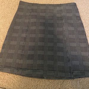 checkered plaid grey and black skirt